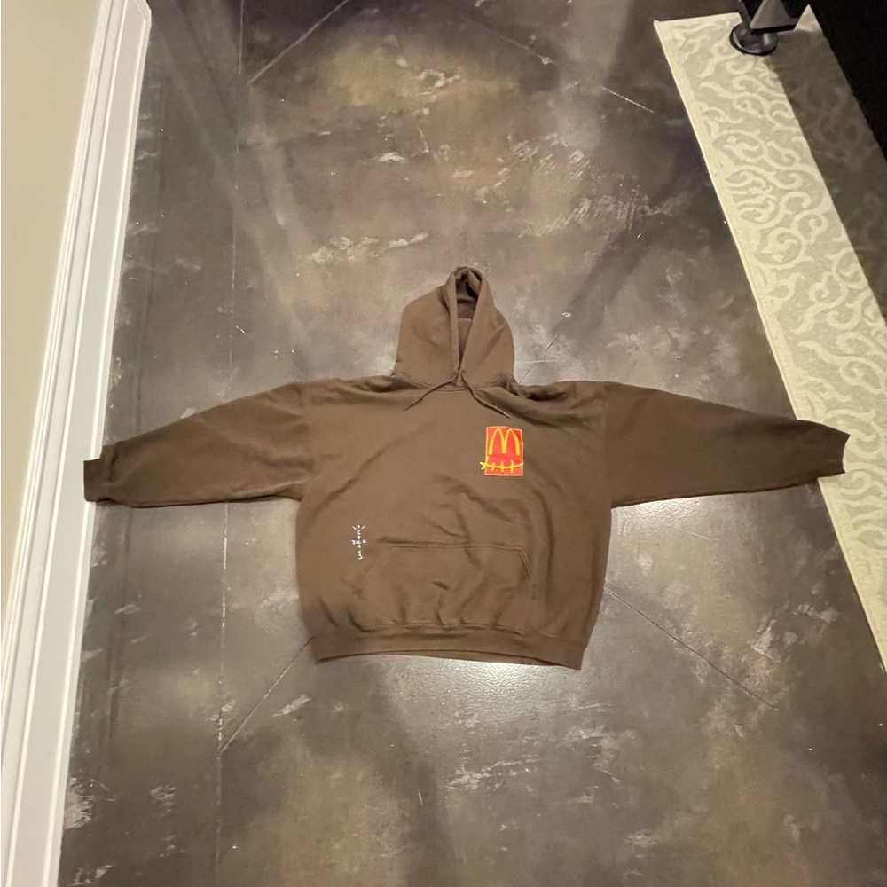Cactus Jack x McDonald’s hoodie XL brand new condition and super comfertable